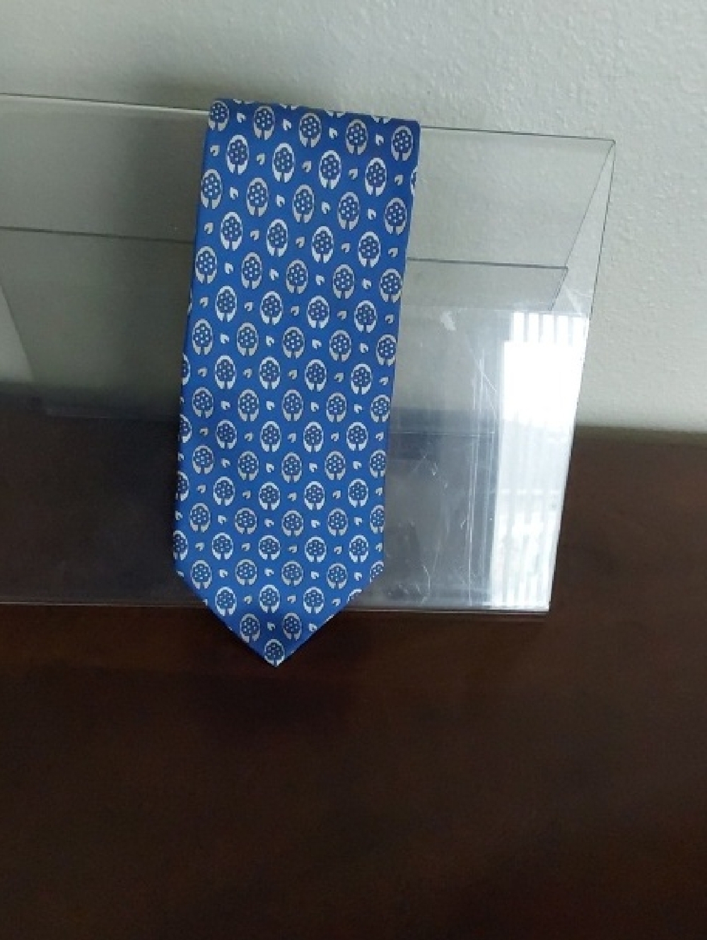 Longchamp Paris Blue and White Floral Men's Tie